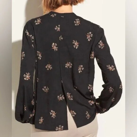Vince Tossed Bouquet Floral Tie-neck Crinkled Black Blouse Small - Picture 8 of 12
